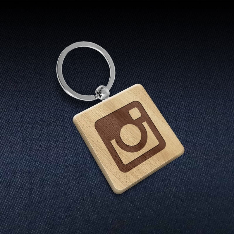 Дерев'яний брелок з лазерним гравіюванням, квадратний 40x40 мм