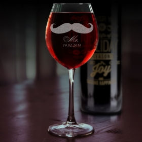 Бокал для вина с именной гравировкой Мистер (FN-5A)